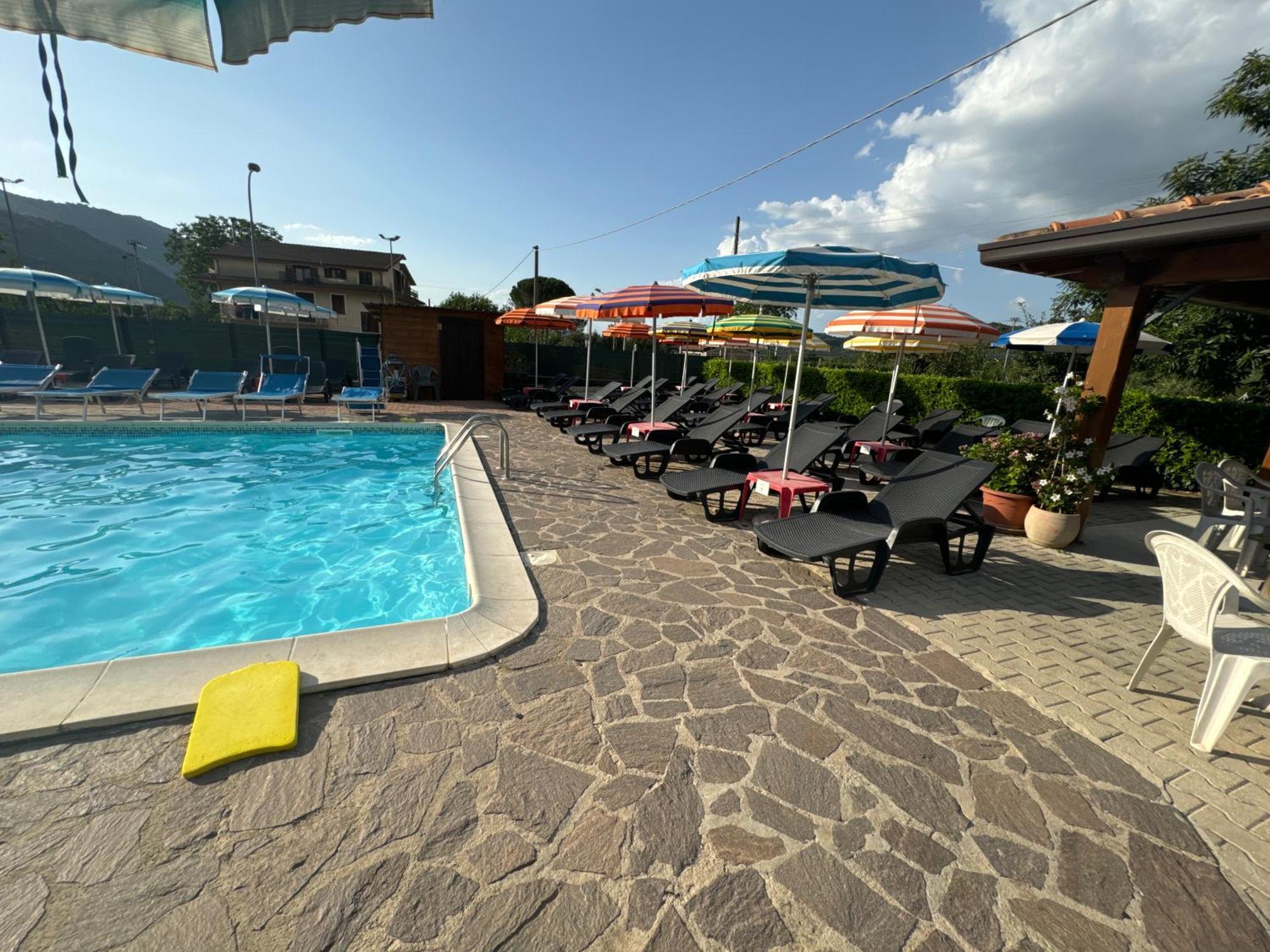 Azienda Agrituristica Pericle Монтелла Экстерьер фото