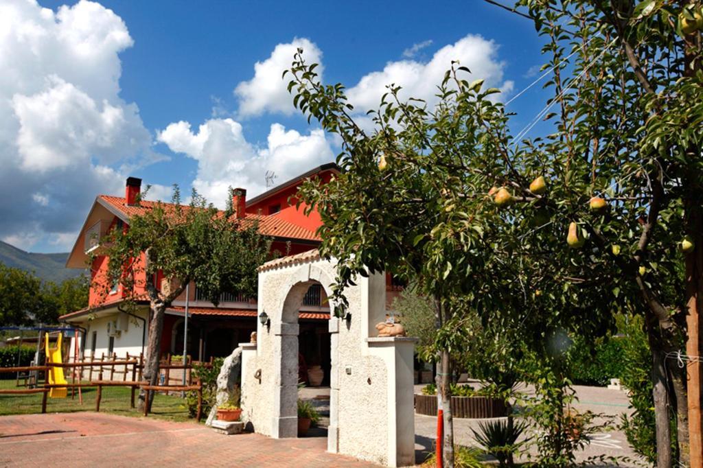 Azienda Agrituristica Pericle Монтелла Экстерьер фото