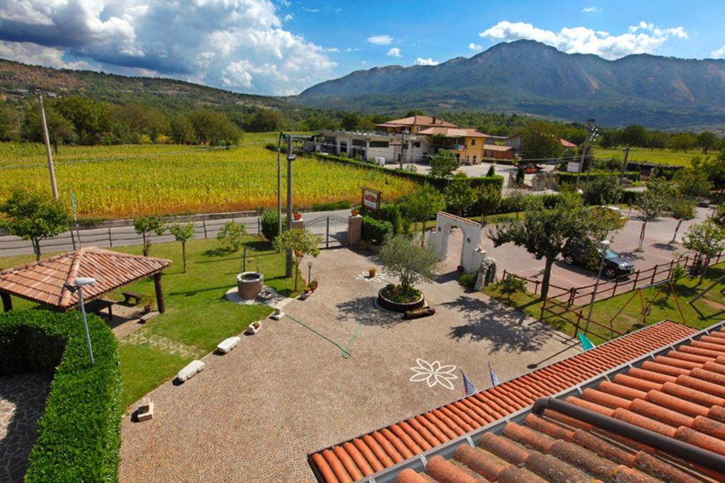 Azienda Agrituristica Pericle Монтелла Экстерьер фото