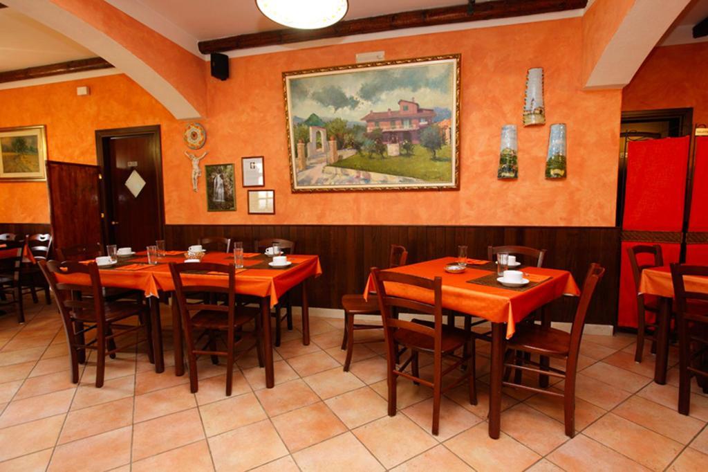 Azienda Agrituristica Pericle Монтелла Экстерьер фото