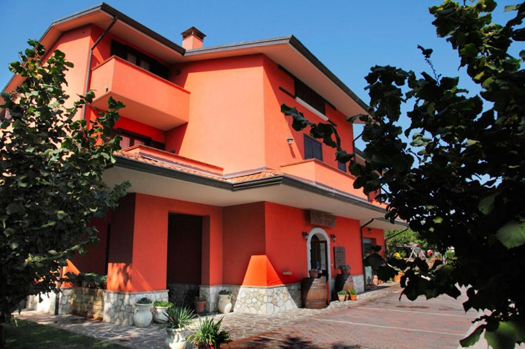 Azienda Agrituristica Pericle Монтелла Экстерьер фото