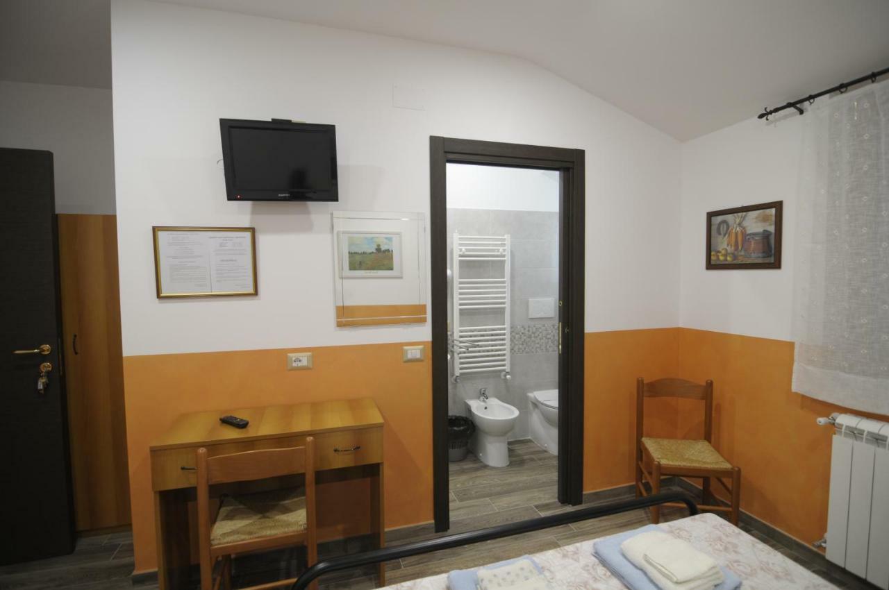 Azienda Agrituristica Pericle Монтелла Экстерьер фото